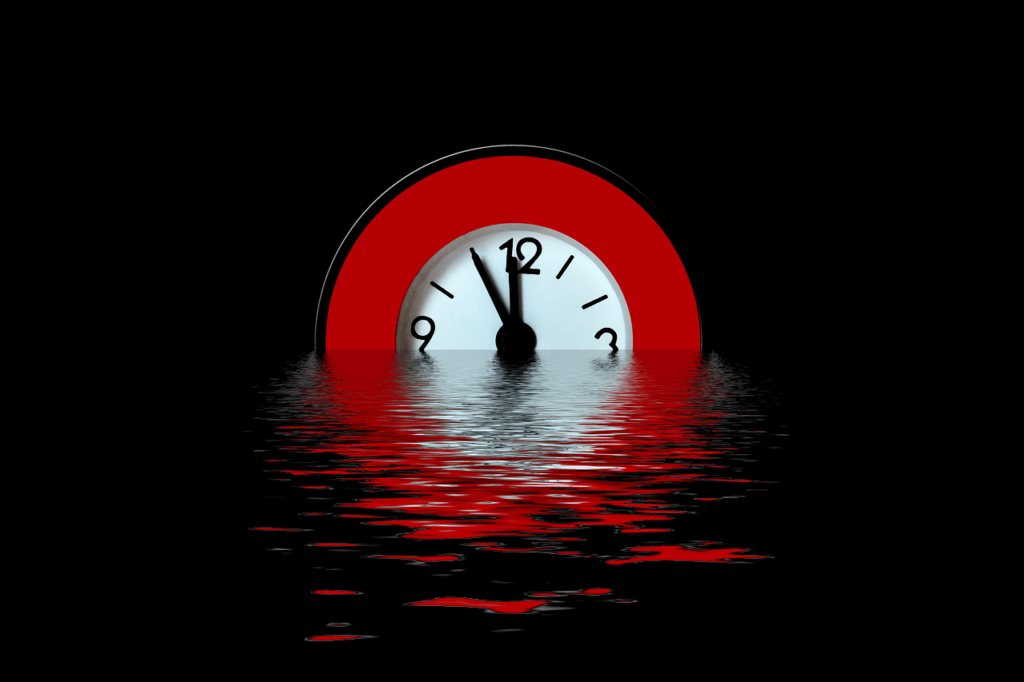 Uhr in Wasser